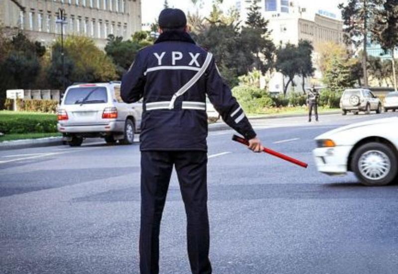 В Баку ограничат движение на ряде дорог