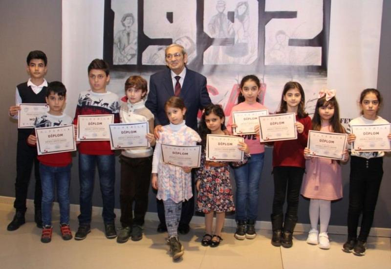 В Баку прошла выставка "Xocalı - Şəhid şəhər"