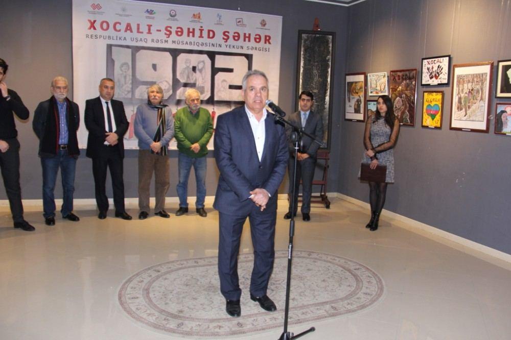 В Баку прошла выставка "Xocalı - Şəhid şəhər"