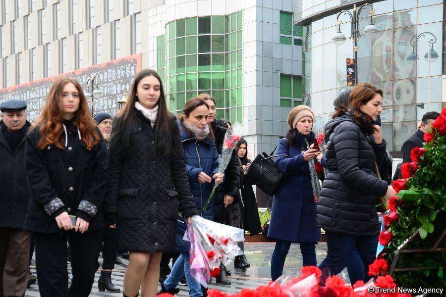 Общественность Азербайджана чтит память жертв Ходжалинского геноцида