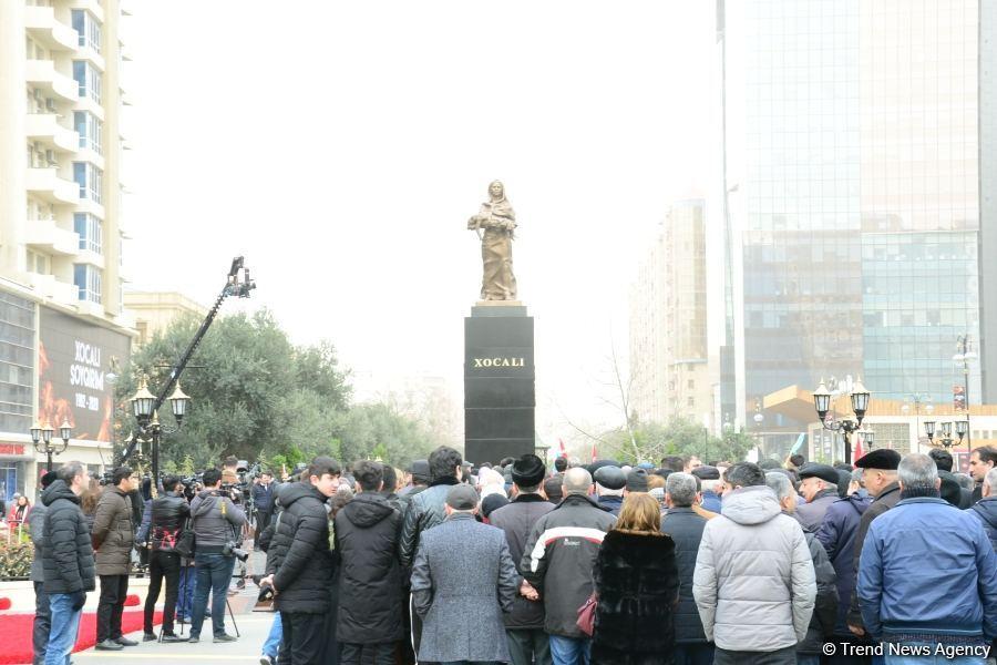 Общественность Азербайджана чтит память жертв Ходжалинского геноцида