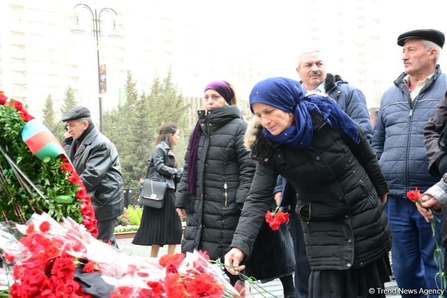 Общественность Азербайджана чтит память жертв Ходжалинского геноцида