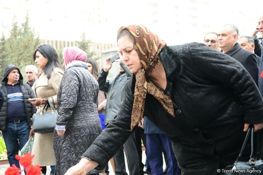 Общественность Азербайджана чтит память жертв Ходжалинского геноцида