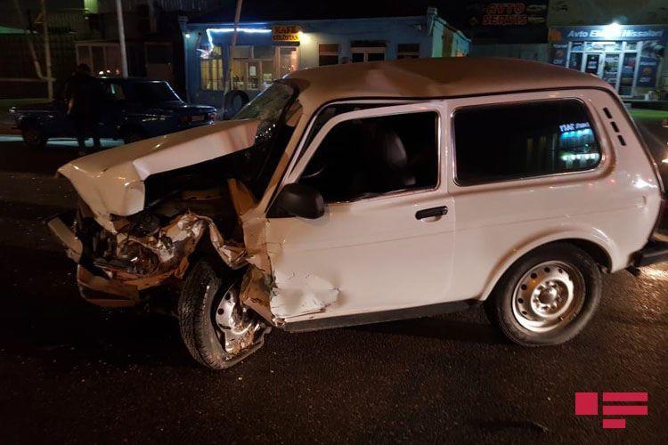 В Баку в результате ДТП пострадали 3 человека