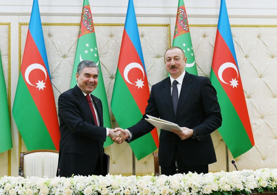 Azərbaycan-Türkmənistan sənədləri imzalanıb