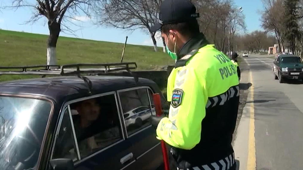 Koronovirusla mübarizə məqsədi ilə İsmayıllıda yol polisi maraqlı aksiya keçirib