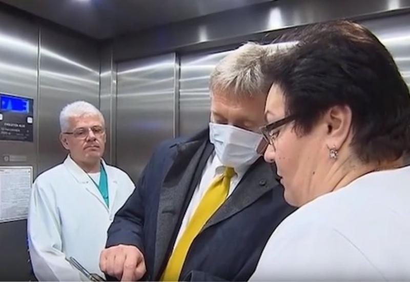 Песков попросил уничтожить свой телефон после поездки в больницу, где лечатся от коронавируса