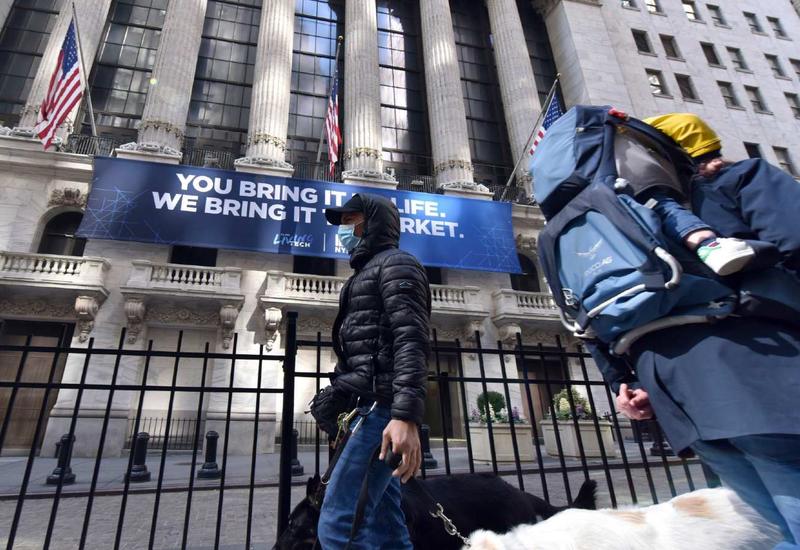США вышли на первое место в мире по числу случаев заражения коронавирусом