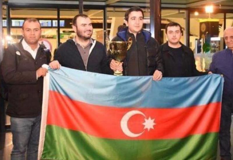 Азербайджанские шахматисты просят руководство FIDE вернуть Теймура Раджабова в список участников "Турнира претендентов"