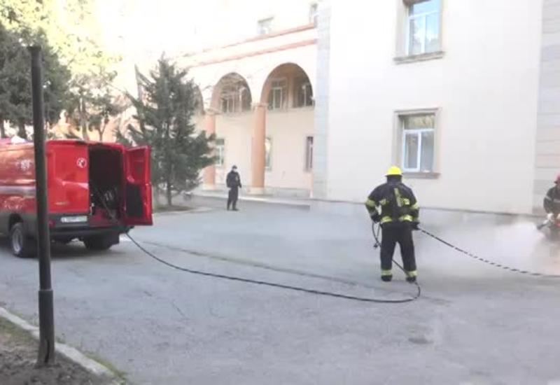 МЧС проводит дезинфекцию в различных регионах Баку