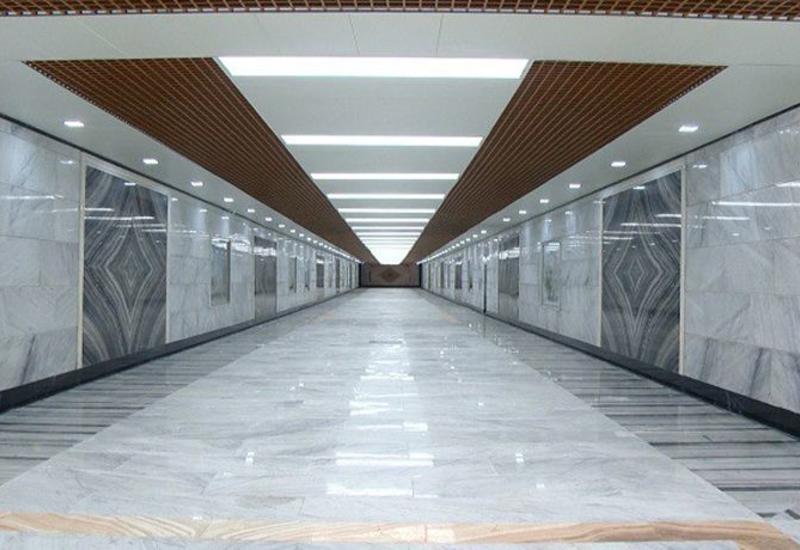 В некоторых подземных пешеходных переходах в Баку ограничено движение