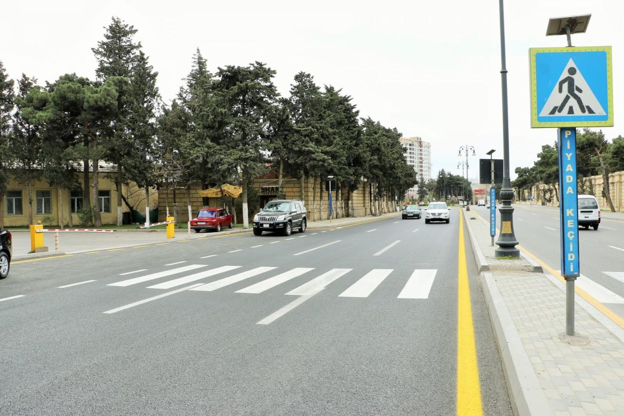 На ряде улиц и проспектов Баку проводятся ремонтные работы