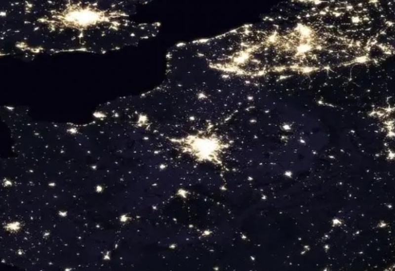 NASA показало кадры ночной Земли из космоса