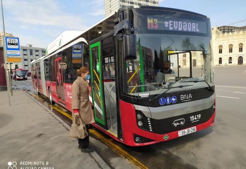 В Баку на экспресс-маршруте М3 работают 18-метровые автобусы