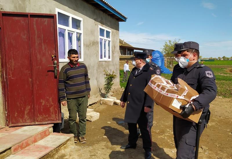 Полиция Джалилабада оказала продовольственную помощь пожилым и малообеспеченным семьям