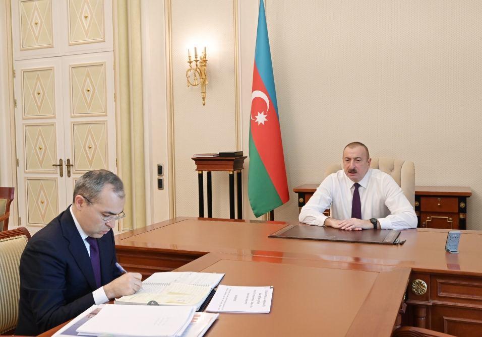 Prezident İlham Əliyev İqtisadiyyat nazirini qəbul edib