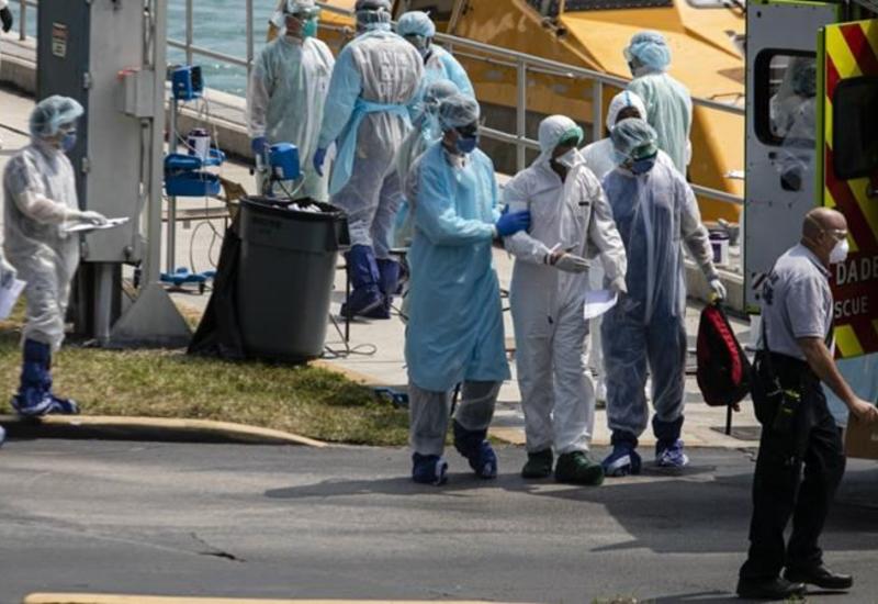 В США число заразившихся коронавирусом превысило 300 тысяч