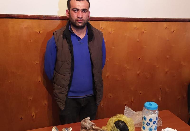 Astara sakini narkotik vasitə satarkən saxlanıldı