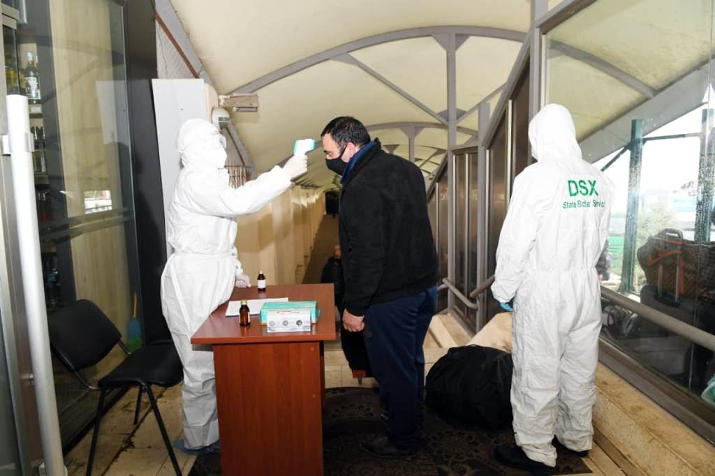 Госпогранслужба обеспечила въезд в страну азербайджанских граждан, прибывших из России