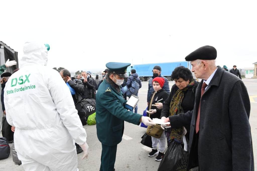 Госпогранслужба обеспечила въезд в страну азербайджанских граждан, прибывших из России