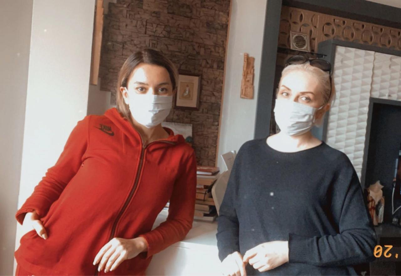 Gülnarə Xəlilova unikal maskalar hazırlayıb