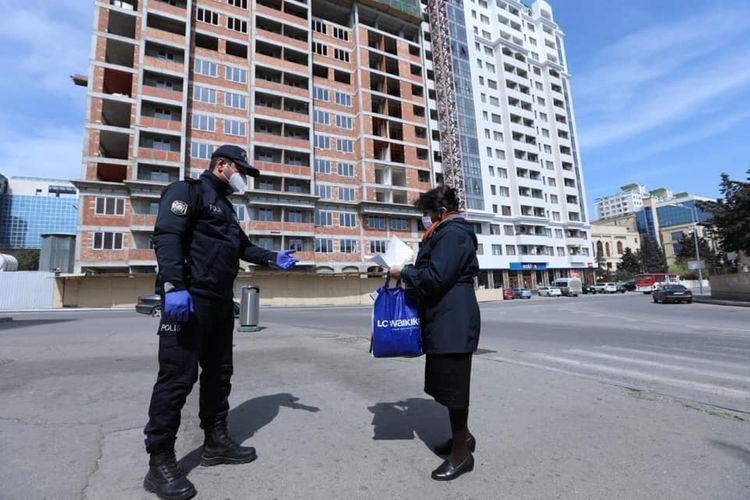 Полиция устроила массовые проверки на улицах Баку