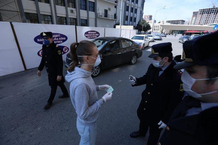Полиция устроила массовые проверки на улицах Баку