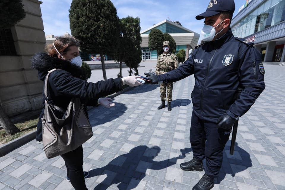Bakı polisi: İcazə olmadan hərəkət edən şəxslər barədə qanunvericiliyə uyğun tədbirlər görülür