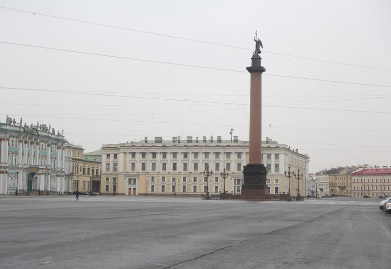 Опустевшие из-за коронавируса улицы Санкт-Петербурга