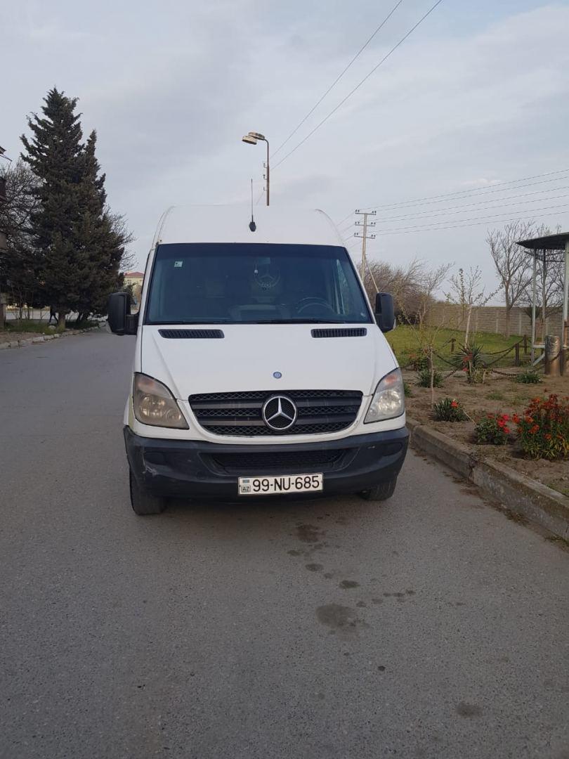 В Баку арестован водитель за нарушение карантина