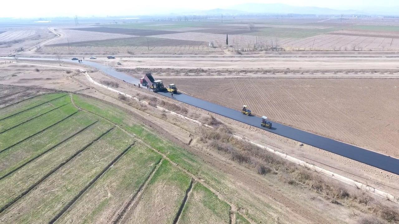 В Товузе реконструируется ряд дорог