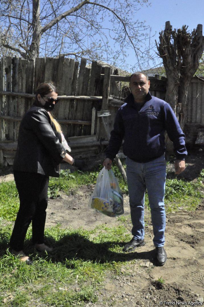 Депутат Севиль Микаилова оказала продовольственную помощь малообеспеченным семьям и одиноким лицам