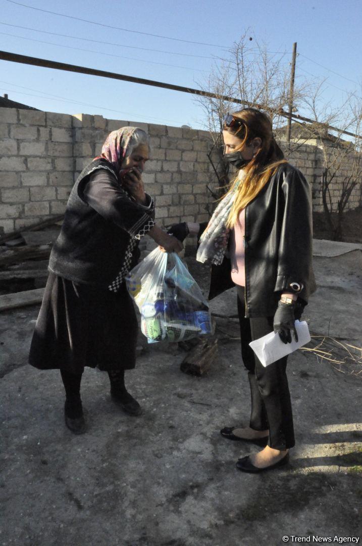 Депутат Севиль Микаилова оказала продовольственную помощь малообеспеченным семьям и одиноким лицам