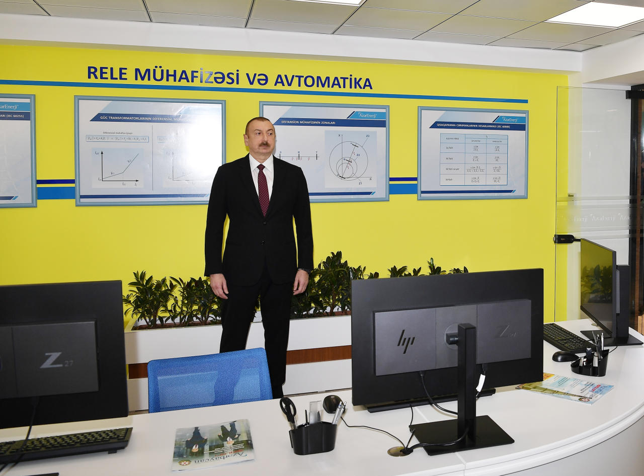 Prezident İlham Əliyev “Azərenerji” ASC-nin yenidən qurulan Baş idarəetmə, elm, tədris və laboratoriya kompleksinin açılışında iştirak edib