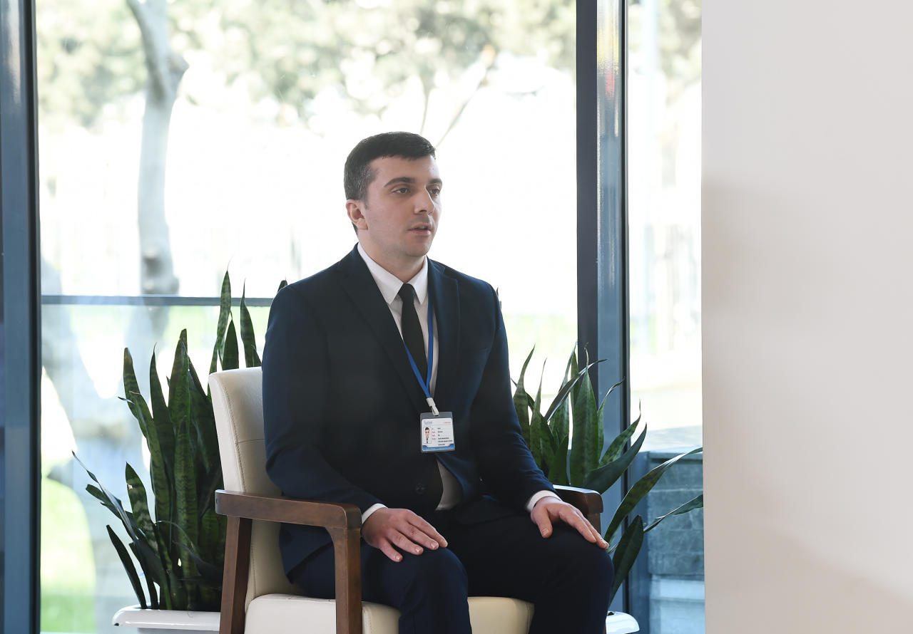 Prezident İlham Əliyev “Azərenerji” ASC-nin yenidən qurulan Baş idarəetmə, elm, tədris və laboratoriya kompleksinin açılışında iştirak edib