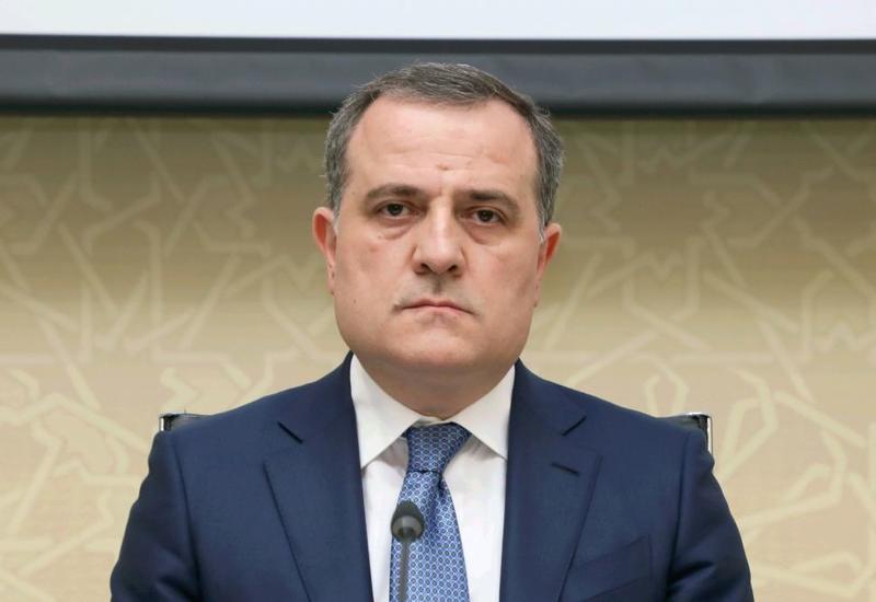 Президент Туркменистана принял Джейхуна Байрамова