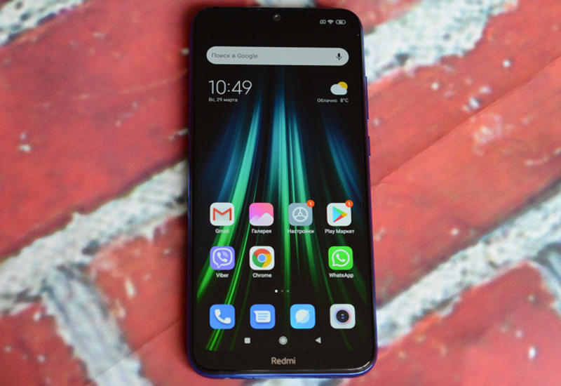 Бестселлер Xiaomi обошел новинку Samsung в рейтинге самых продаваемых смартфонов