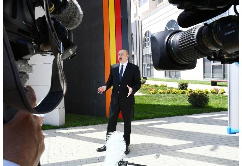 Президент Ильхам Алиев: Люди, которые в будущем будут управлять Азербайджаном, - это сегодняшняя молодежь
