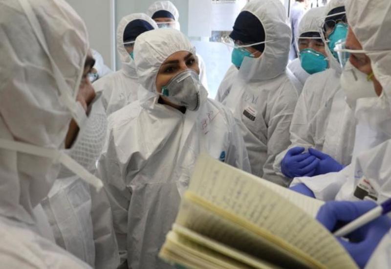 В Иране у 10 тысяч медработников выявили COVID-19