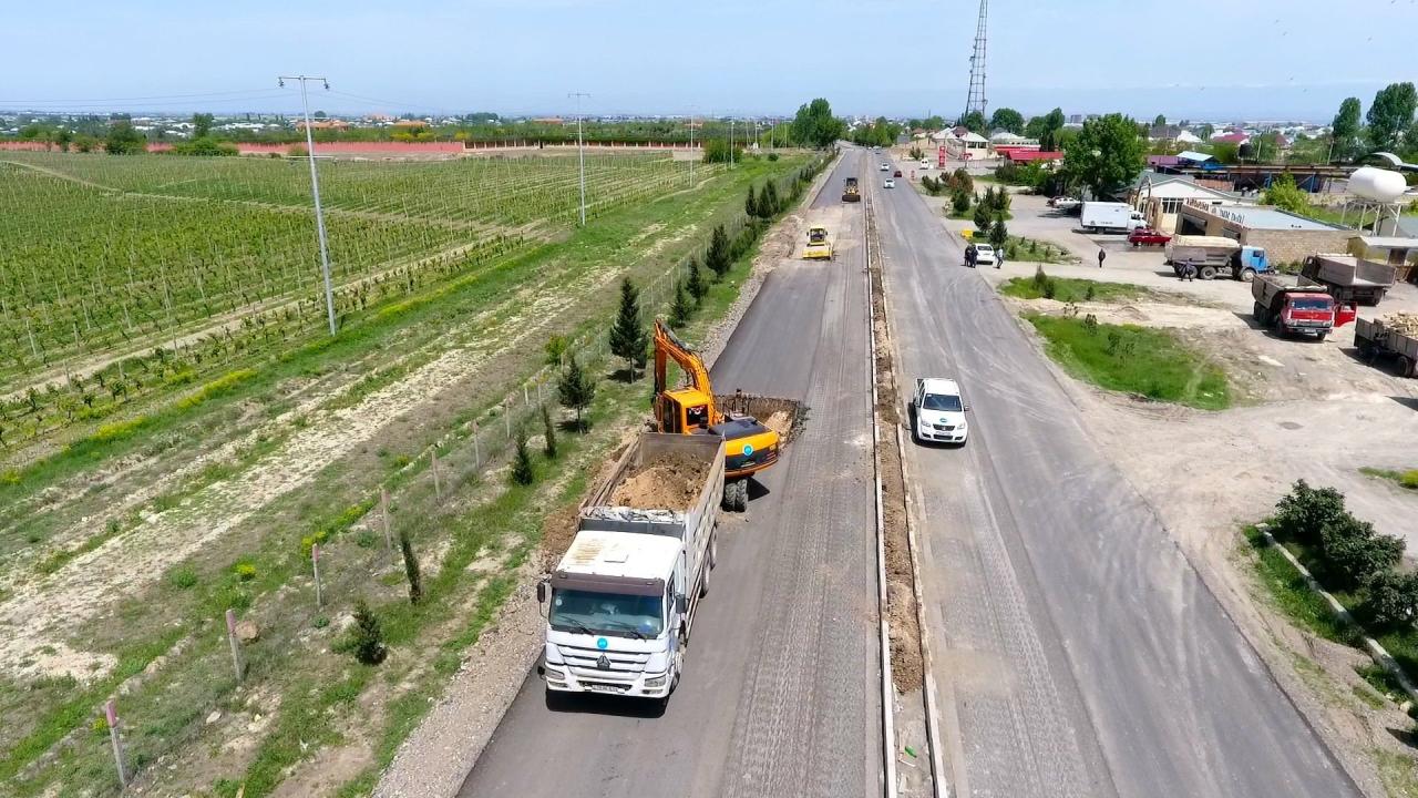 Началась реконструкция дороги в одном из районов Азербайджана