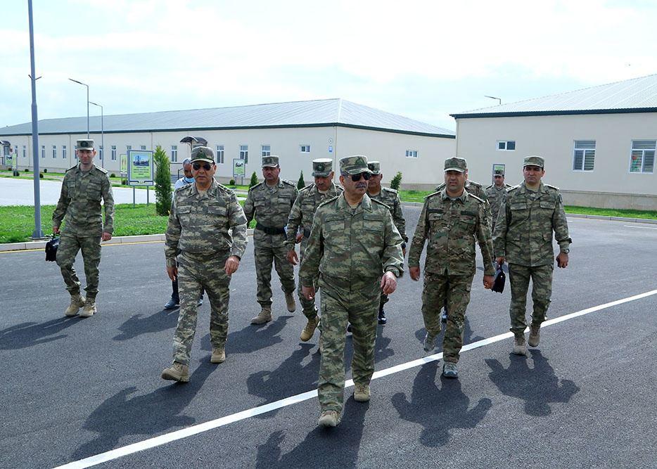 В Азербайджане открыли новые прифронтовые воинские части