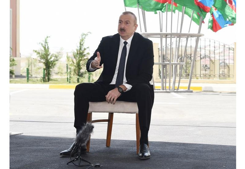 Президент Ильхам Алиев: У меня на глазах армяне стояли перед Гейдаром Алиевым по стойке смирно, приветствовали его