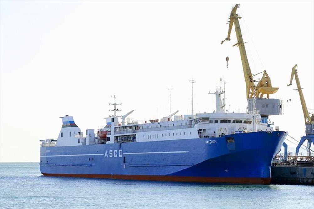 Капитально отремонтирована судовая баржа “Нахчыван”