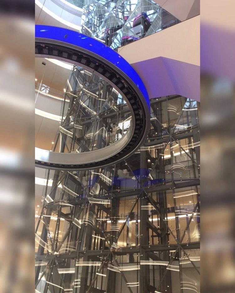 Вот как выглядит "Dəniz Mall" изнутри
