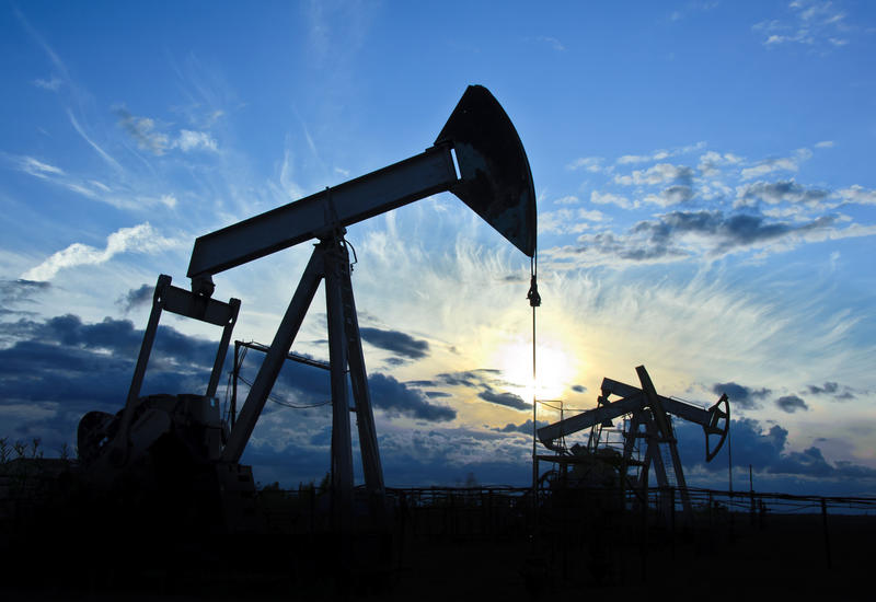 Нефть вновь подорожала