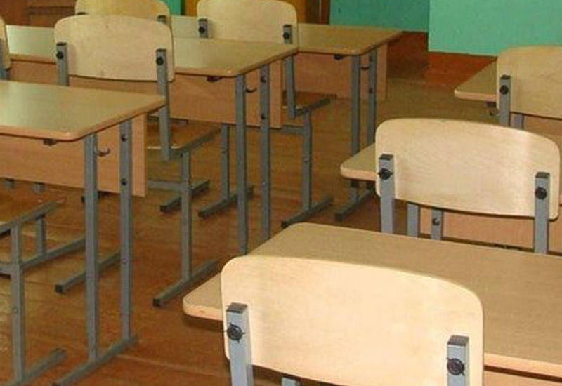 В Азербайджане на дистанционное обучение переведены 19 школ, 505 классов