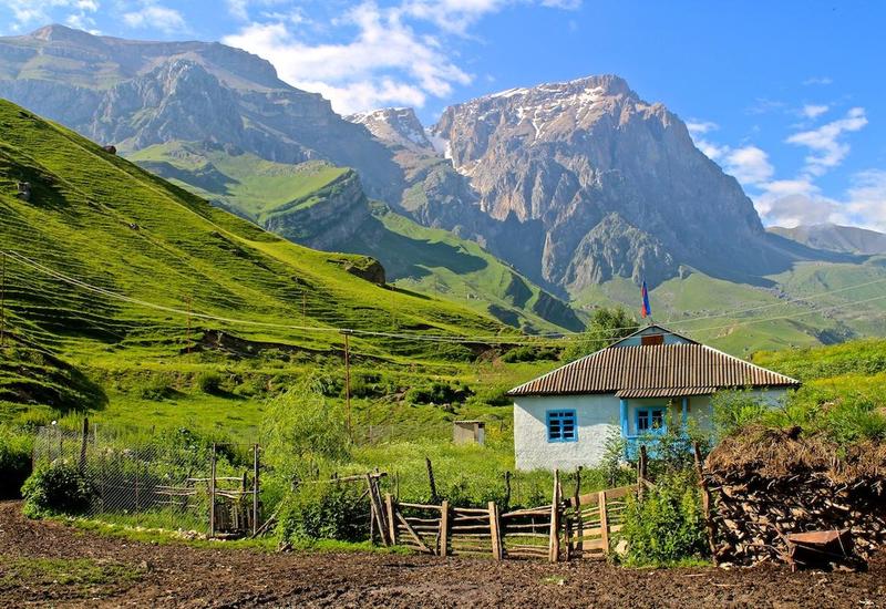 Великолепие Гусара и неповторимого селения Лаза