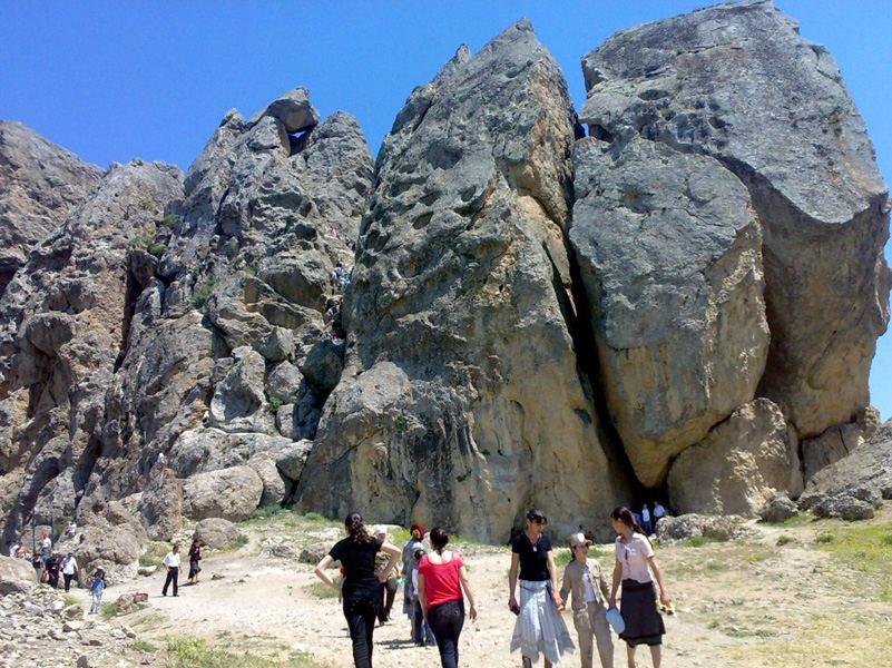 Тайны и предания горы Бешбармаг