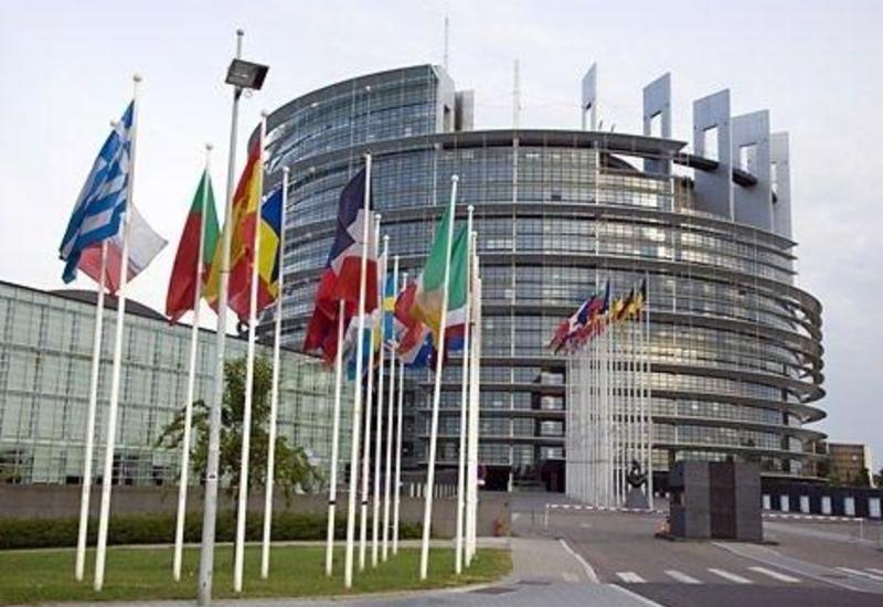 Европарламент отказался от приглашения, которого не было. Очень «смело»