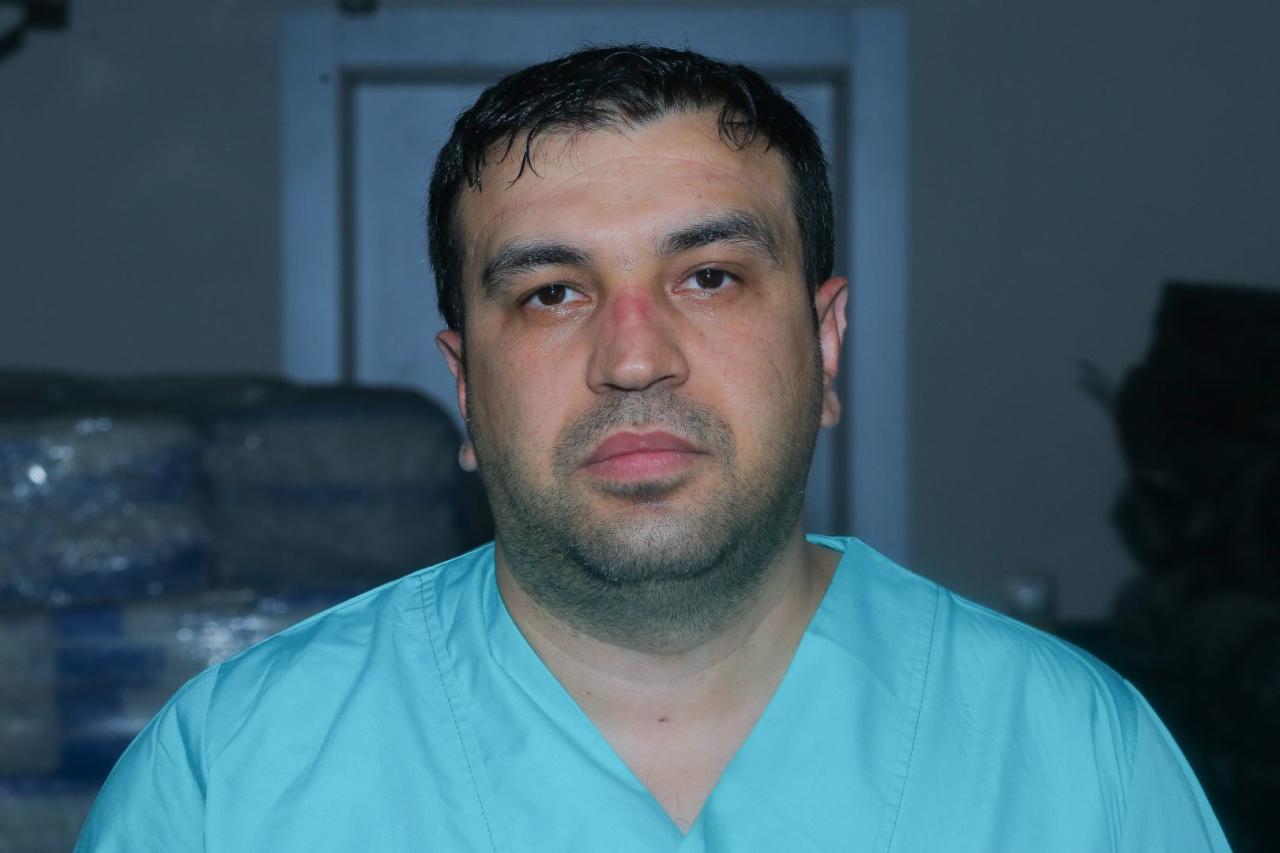 Герои в белых халатах: азербайджанские врачи, борющиеся с коронавирусом